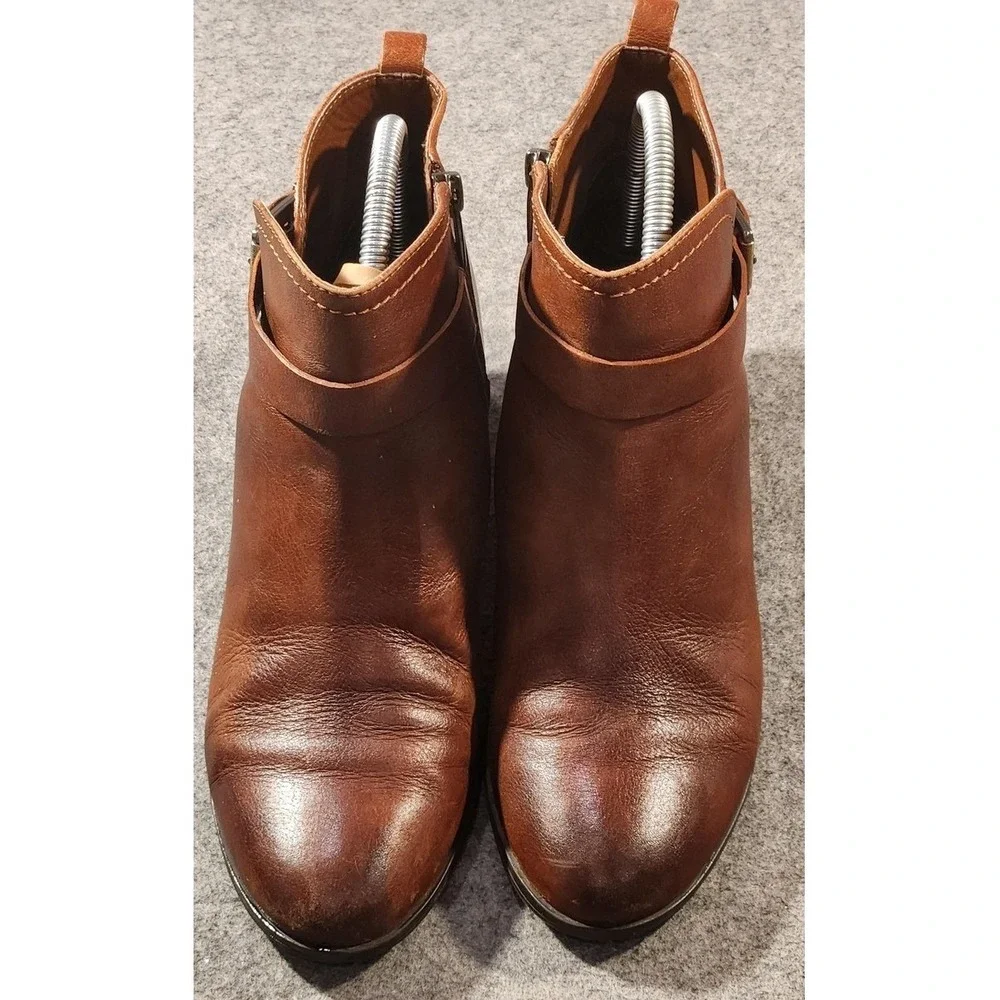 Vince Camuto Boots Womens Size 8.5 Brown Leather Peamer Ankle‎ Booties Straps